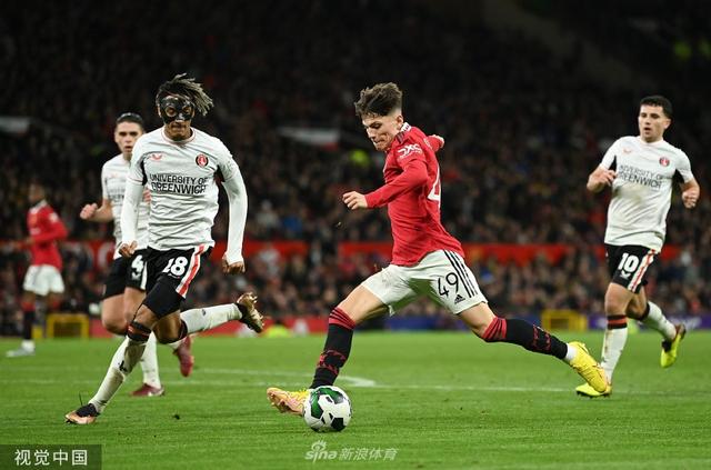 然而在防守 然而在防守