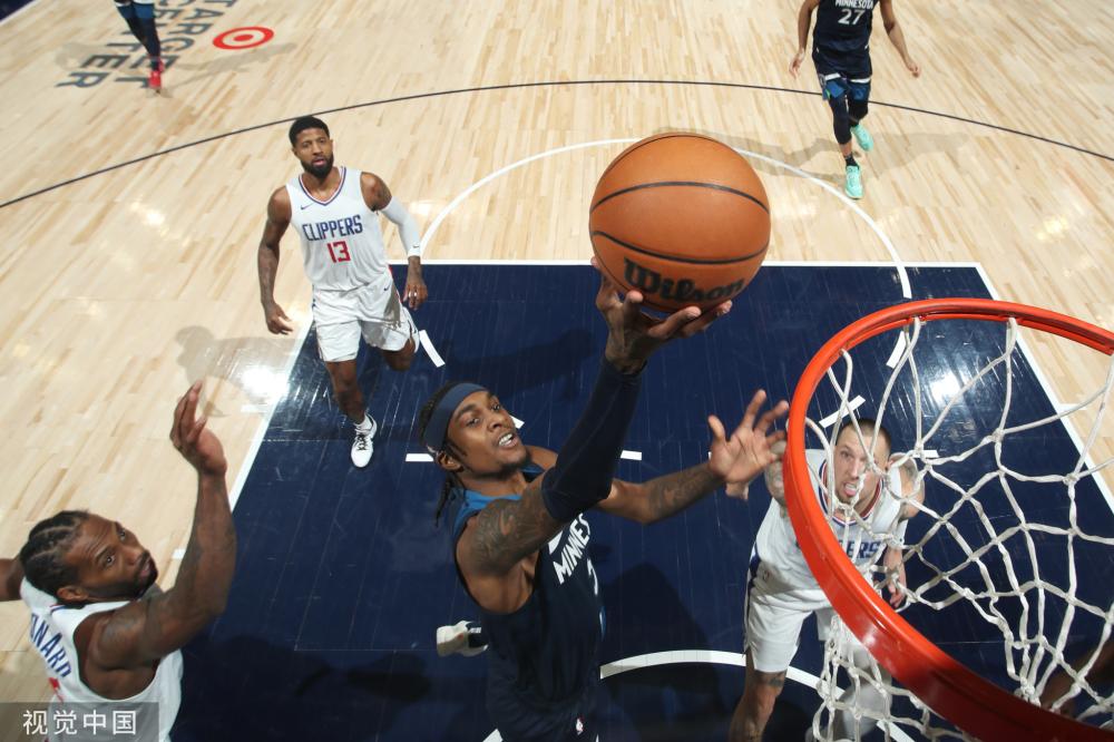 他憑藉著無 他憑藉著無